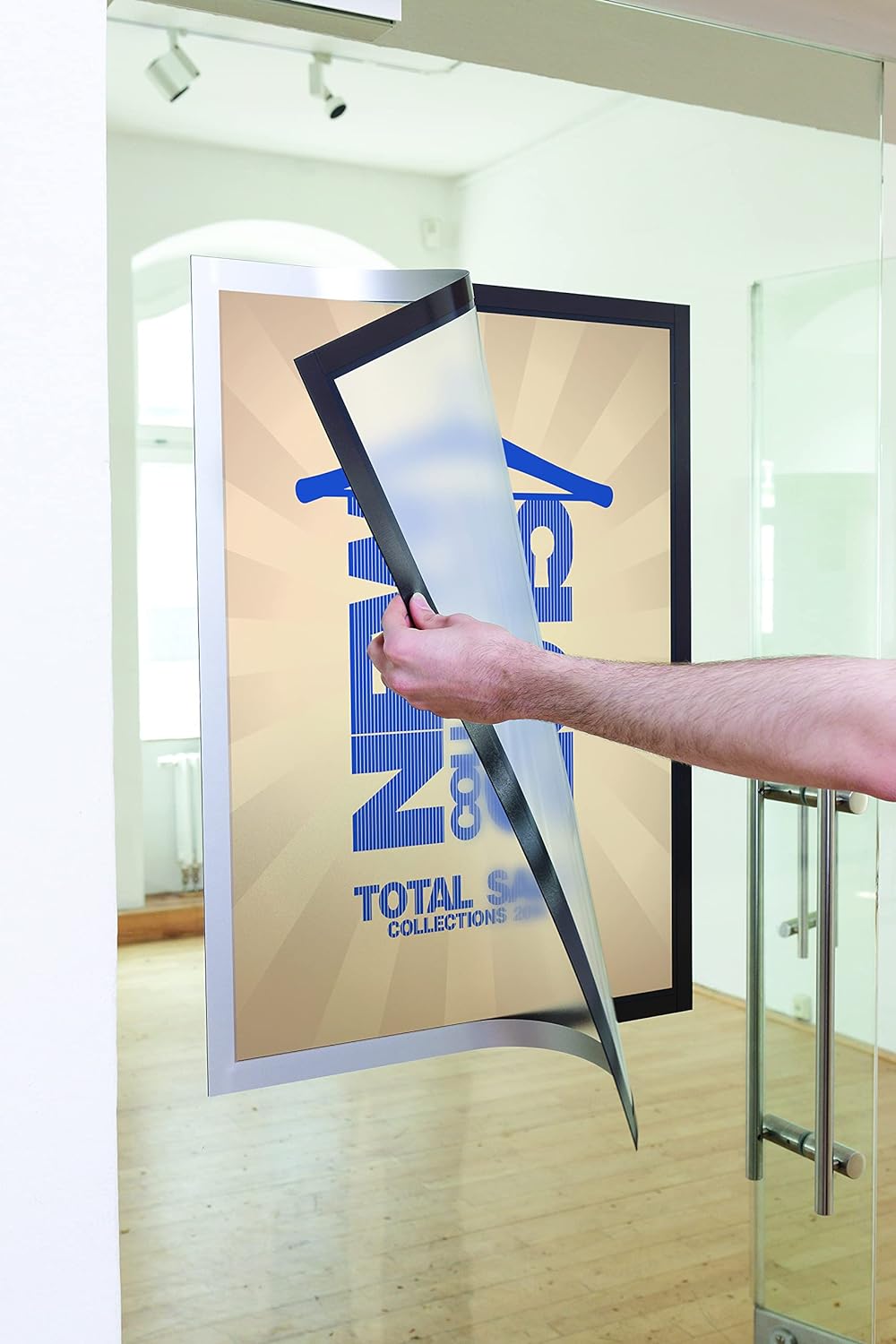 Durable Info-Rahmen Duraframe Poster (A2, selbstklebender Plakatrahmen mit Magnetverschluss) 1 Stück