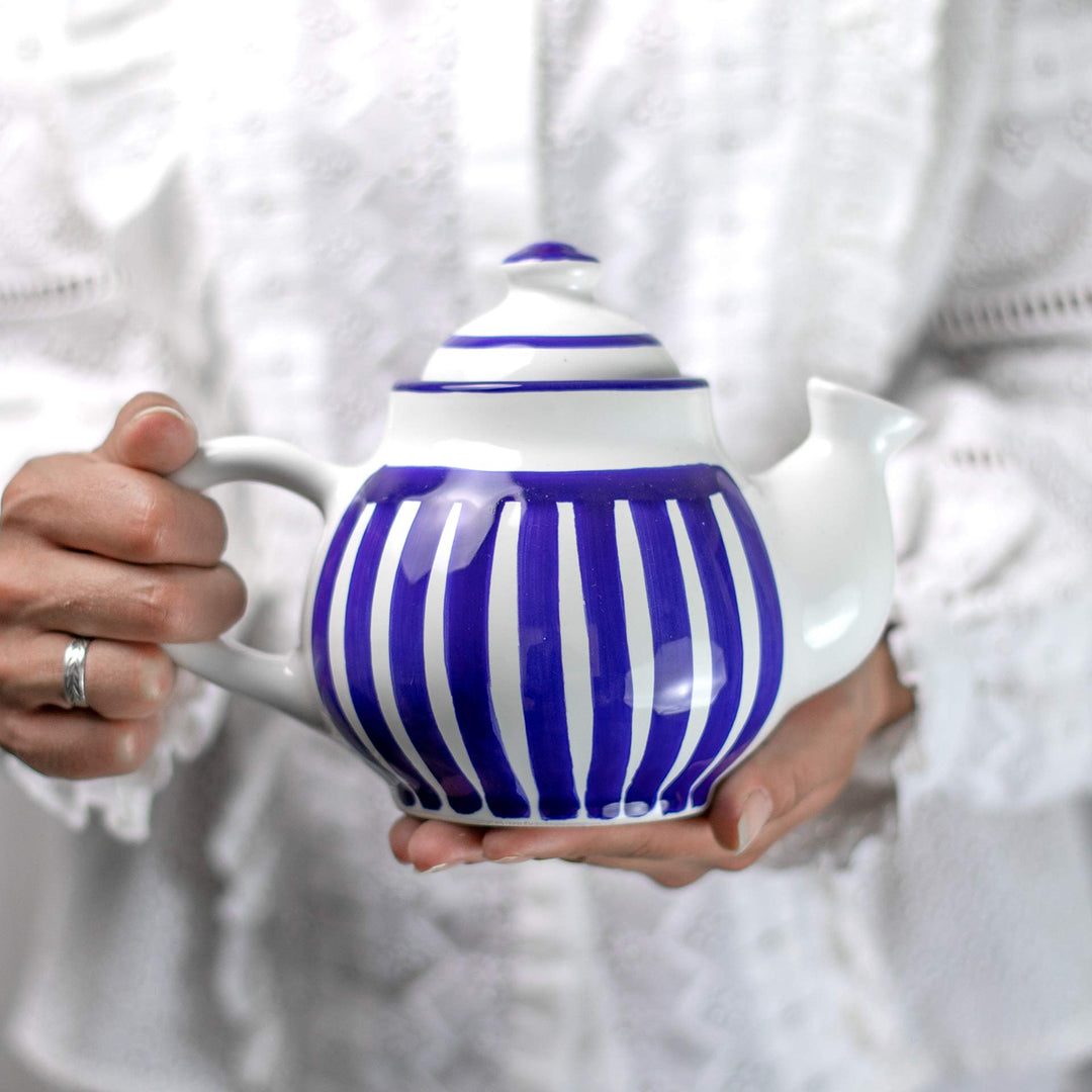 City to Cottage® - Teekanne Kaffeekanne für 2 Tassen | Blau-Weiss gestreift | Handgemacht | Teekanne
