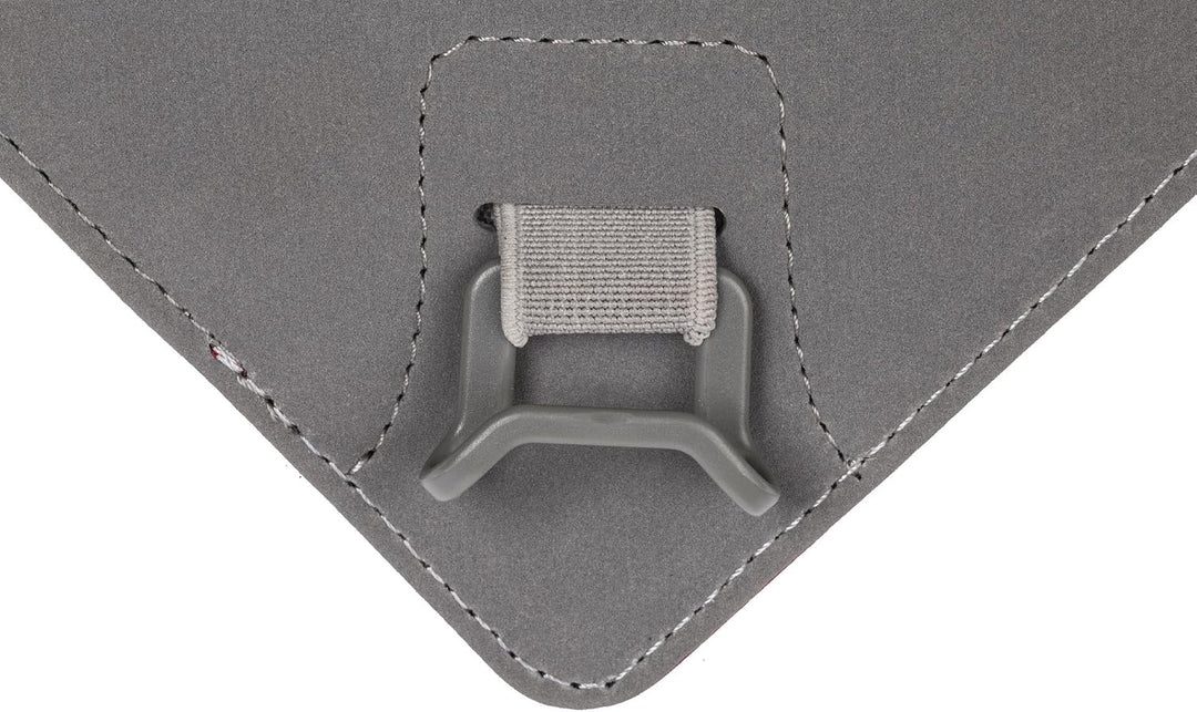 RIVACASE Kunstledertasche für Tablets bis 10.1“ - Universelle Hülle mit neuartigen Montagesystem und