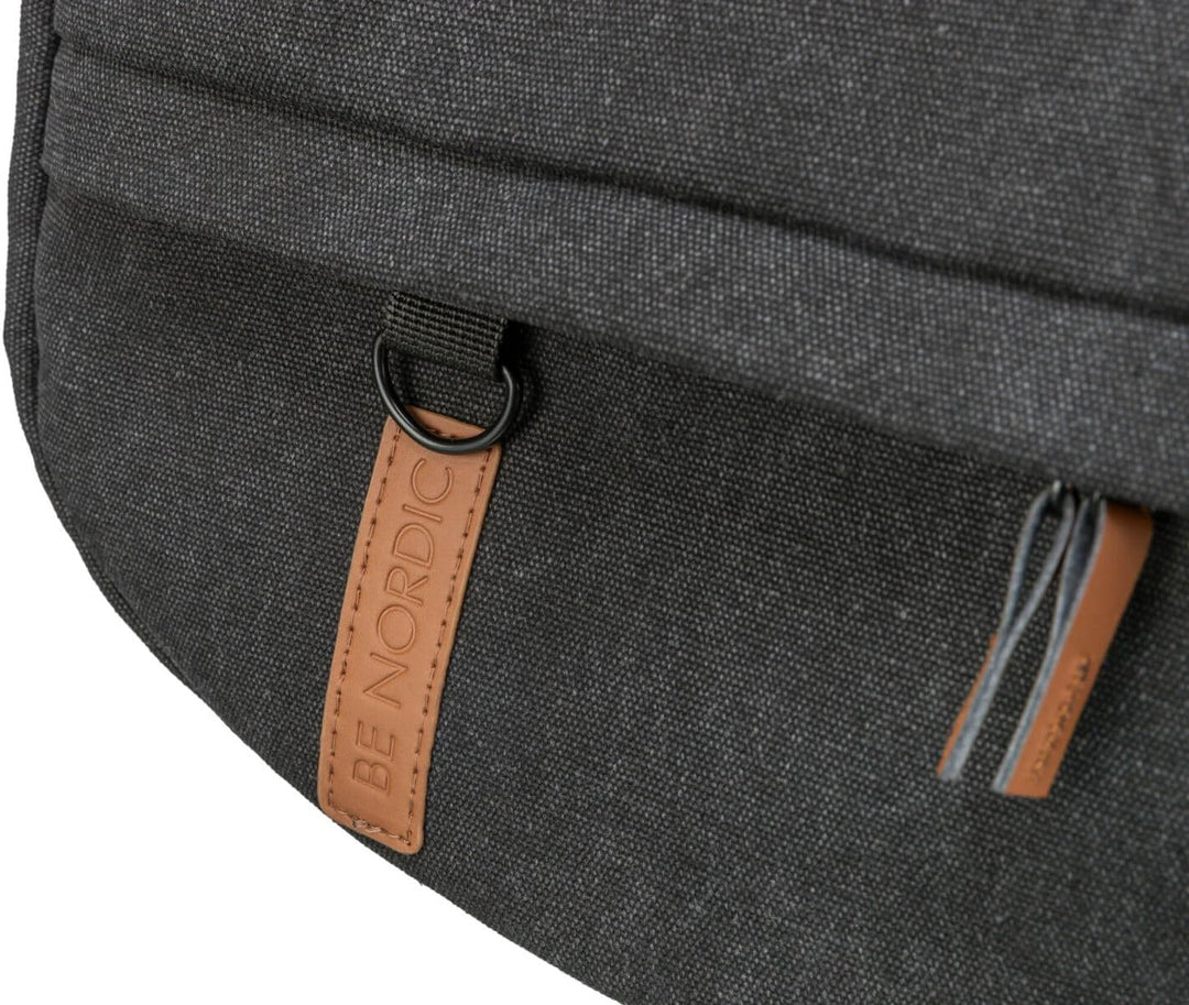 BE Nordic Tasche Ingrid, 40 × 30 × 15 cm, schwarz
