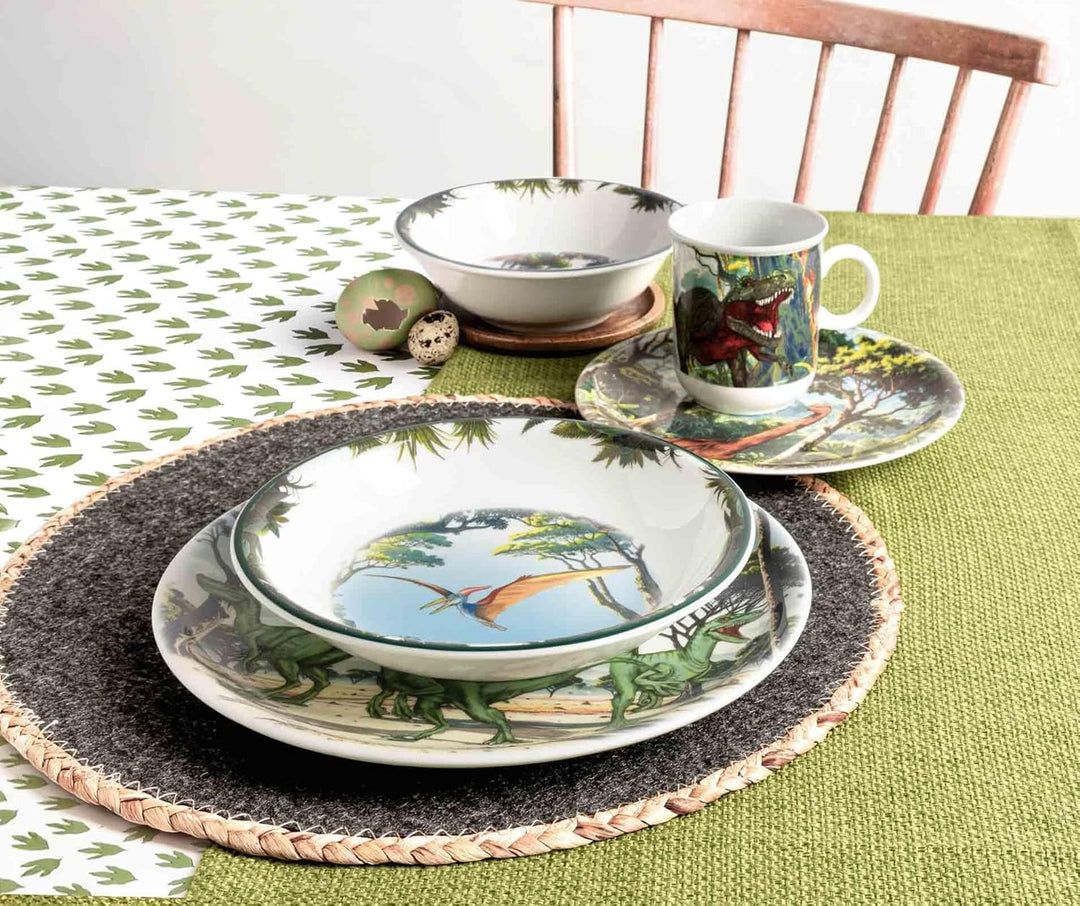 Seltmann Weiden Compact Kindergeschirr Set 5-teilig – Dino – 3 Teller, Schale und Becher mit Dinosau