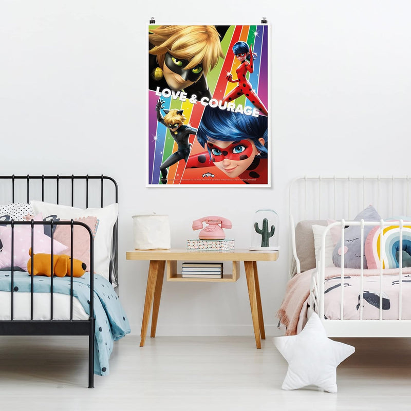 Bilderwelten Poster Kinderzimmer Miraculous Love & Courage - Kinderposter Wanddeko für Kinder Glänze