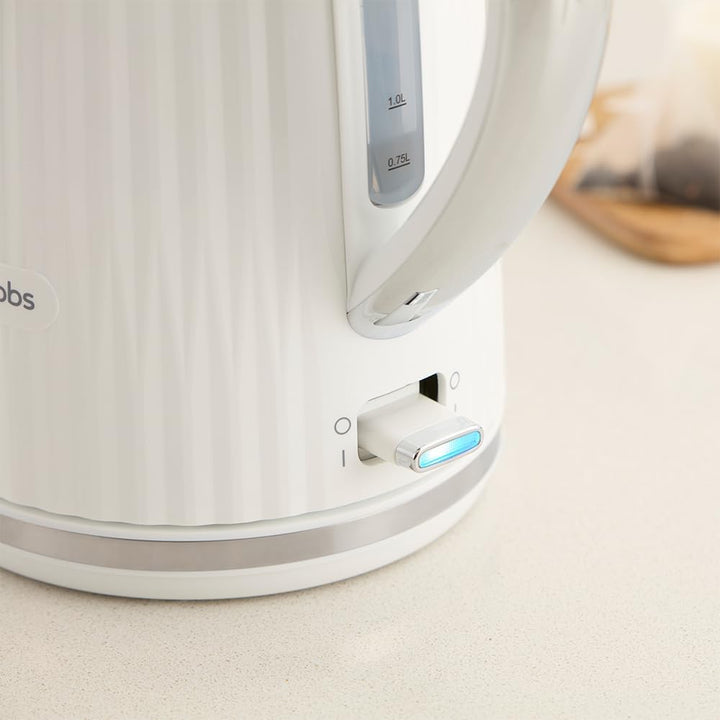 Russell Hobbs Wasserkocher (für heisses Wasser, Tee oder Kaffee, 1.7L, Deckelöffnung per Knopfdruck,