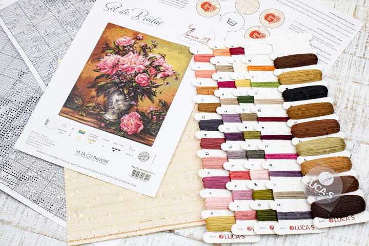 Luca-S Vase mit Pfingstrosen Kreuzstichset, Baumwolle, Mehrfarbig, 34x41cm