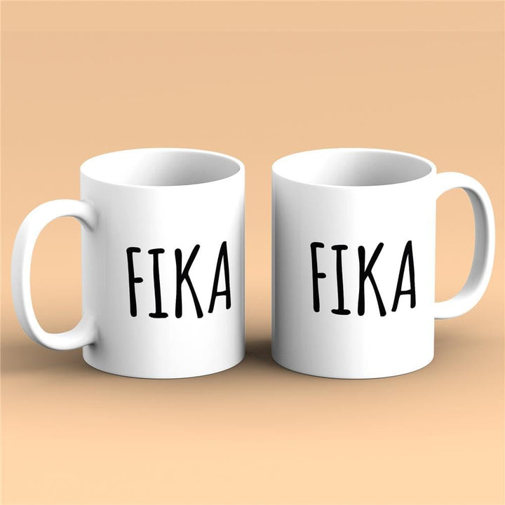 Hellweg Druckerei Huuraa Kaffeetasse FIKA Kaffeepause Schweden Geschenk Idee Keramik 330ml Kaffee-Be