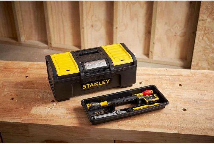 Stanley Werkzeugbox / Werkzeugkoffer Basic 1-79-216 (16", 39x22x16cm, Koffer mit Schnellverschluss u