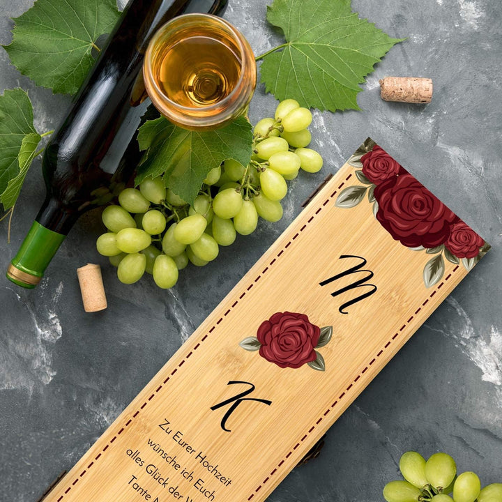 Maverton Weinbox für 0,7L Weinflasche - Wein Holzbox personalisiert + 4er Weinzubehör - Weinset Wein