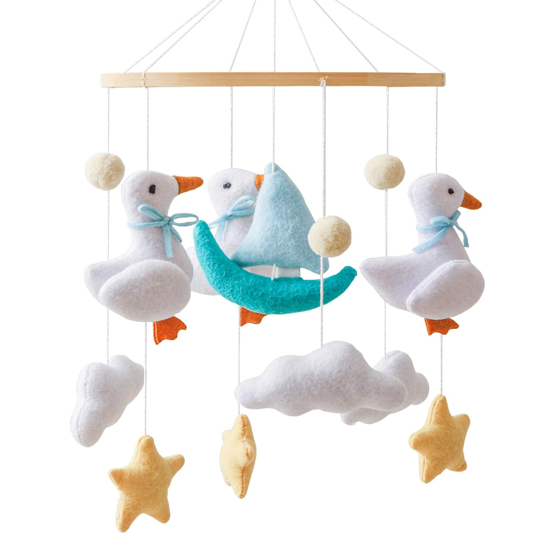 Mobile Babybett, Handgefertigt Bambus Filz Mobile mit weissen Enten, Wolken und gelben Sternen, Häng