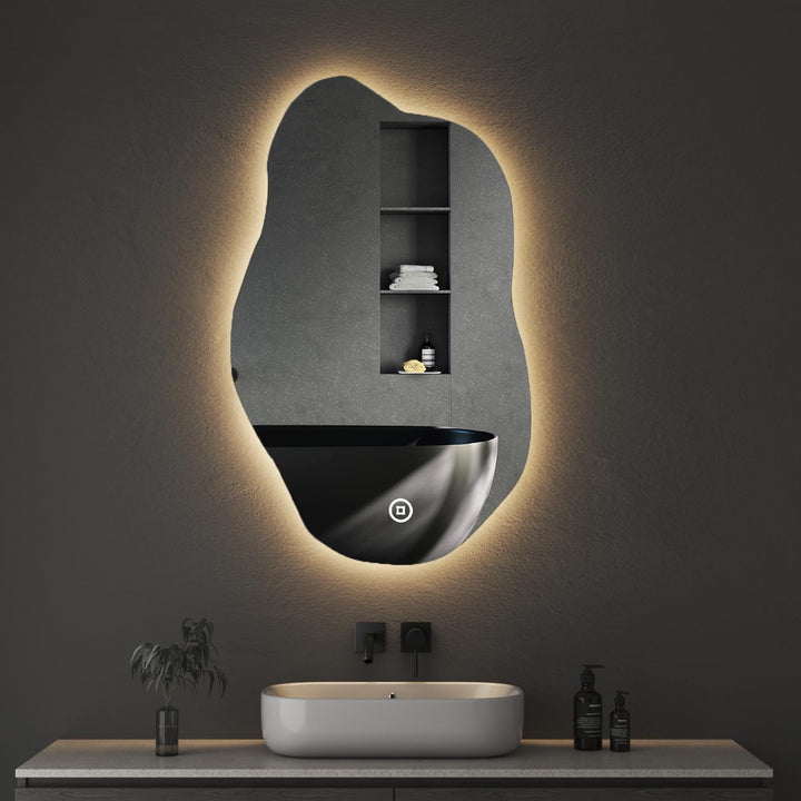 Boromal Asymmetrischer Spiegel mit Beleuchtung LED Badspiegel mit Beleuchtung 52x85cm LED Spiegel mi