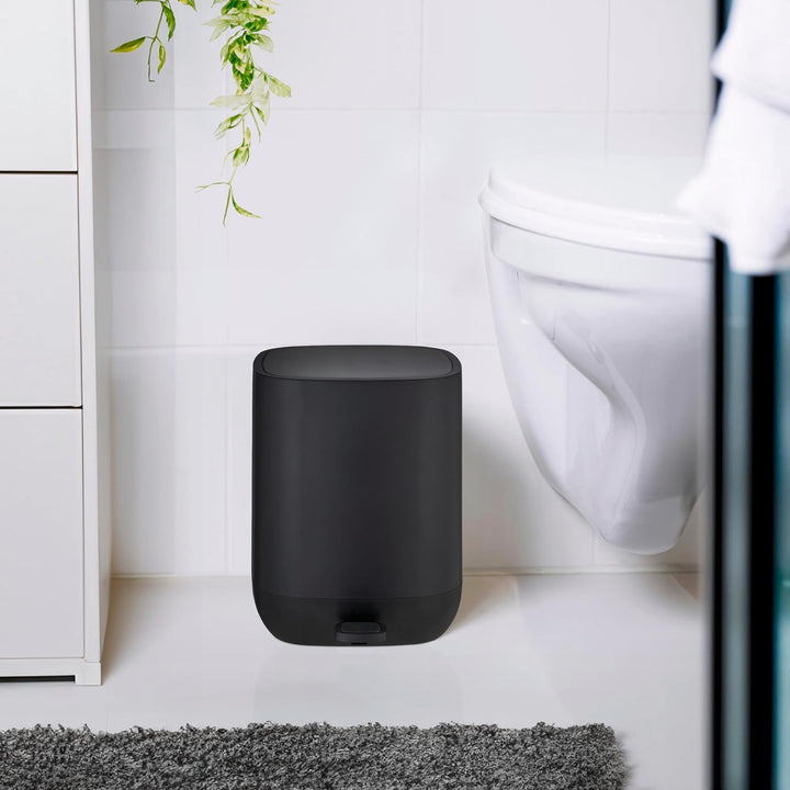 WENKO Treteimer Mod. Davos Kosmetikeimer 6,5 Liter mit Easy-Close Absenkautomatik BPA-frei aus Kunst