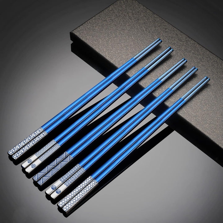 Edelstahl Essstäbchen, 18/8, Titan-Lasergravur, spülmaschinenfest, 5 Paar Geschenkset (blau), wieder