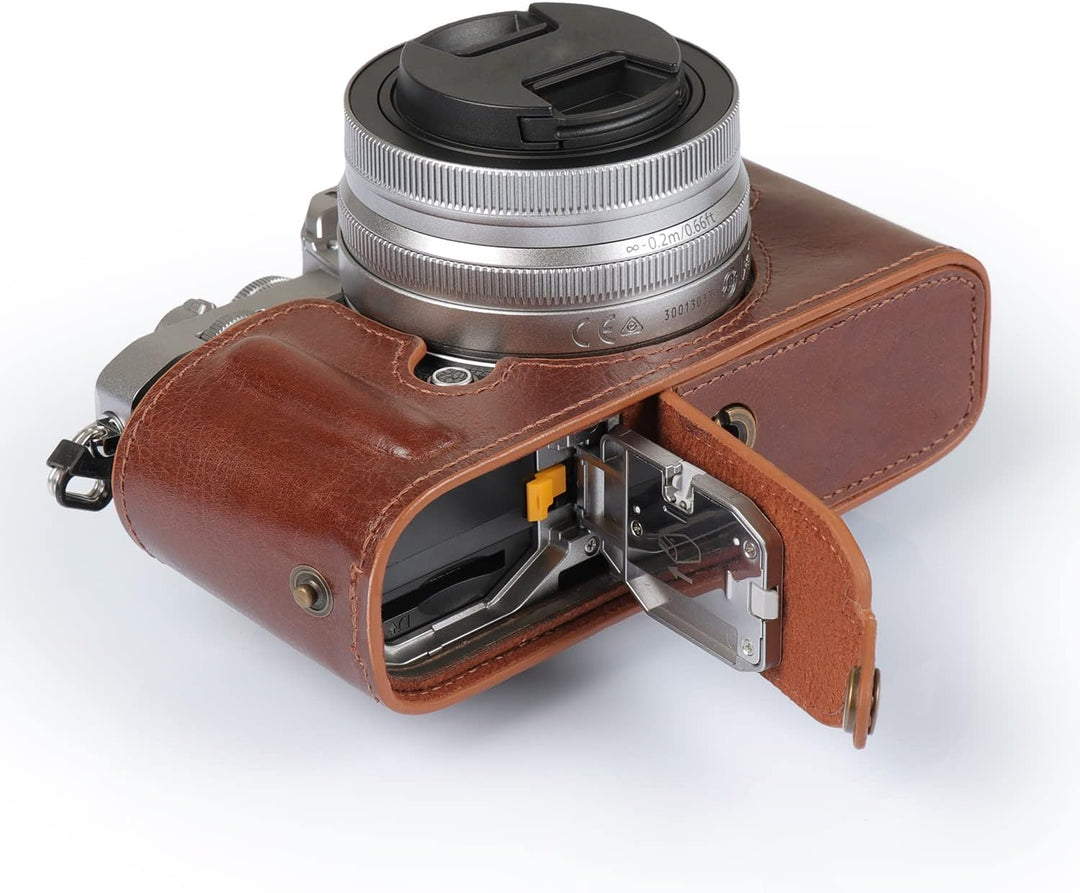MegaGear MG2016 Ever Ready Genuine Leather Camera Half Case Compatible with Nikon Z fc (Braun), Brau