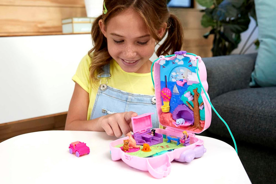 Polly Pocket Schatulle, Koala Bär in Tierabenteuer Thema, mit 2 Puppen, 5 Tieren und 1 Auto, interak