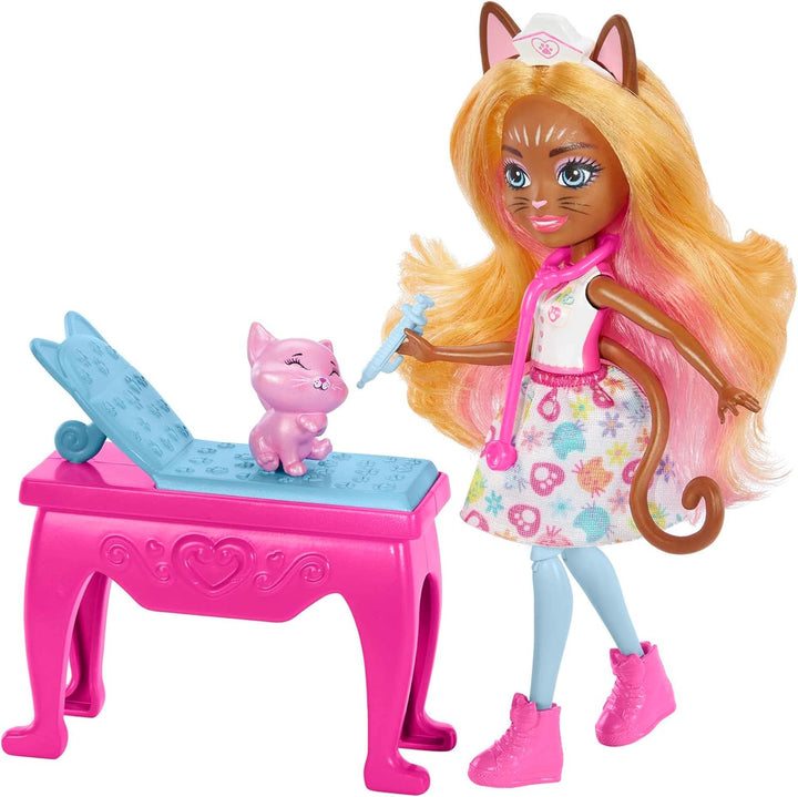 Enchantimals Dr. Carlin Cat Wohlfühl-Arztpraxis - Puppenset mit Behandlungstisch, Arzttasche und Zub