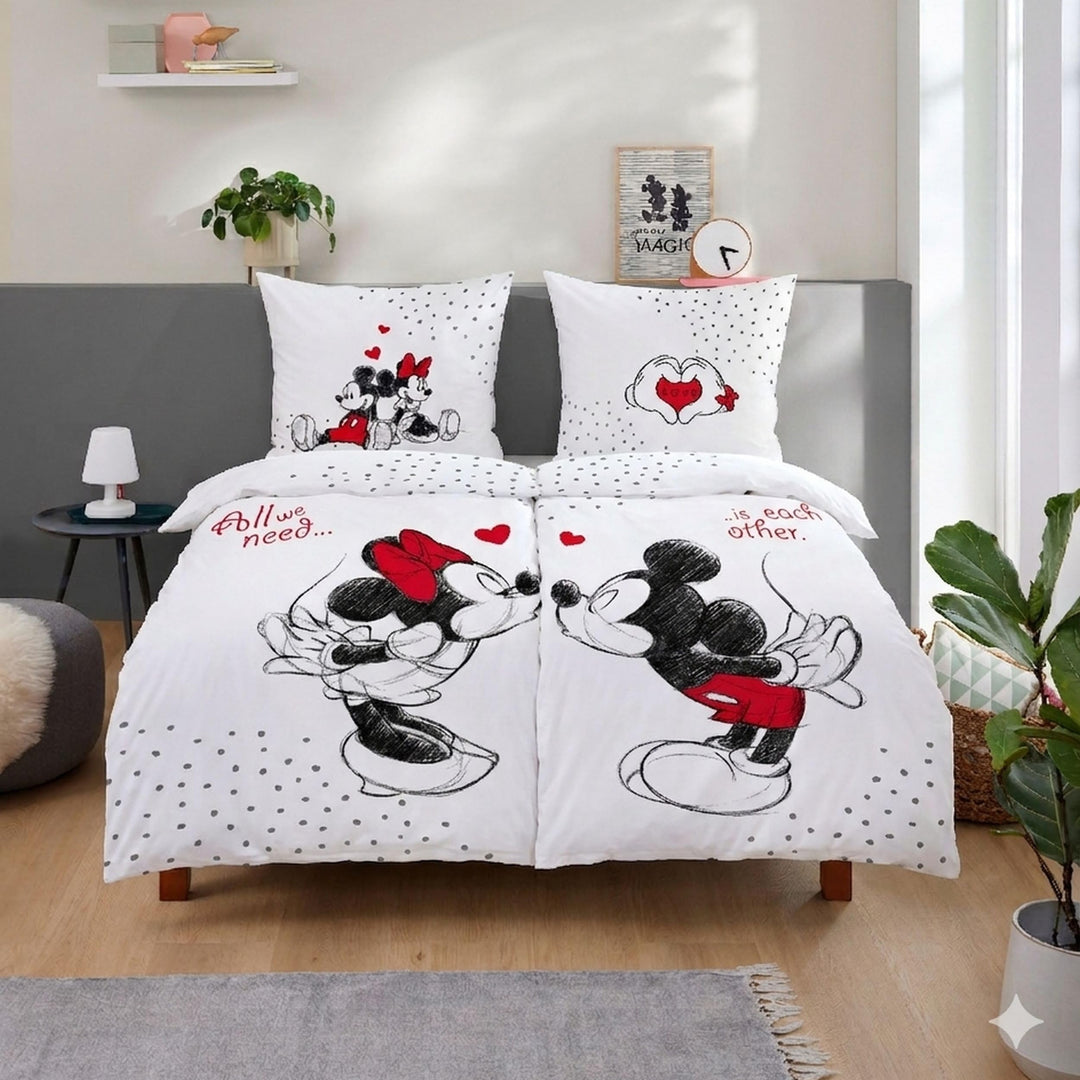 Wende-Bettwäsche Set Disney Classic Mickey und Minnie Mouse in Love 135x200 80x80 cm aus 100% Baumwo