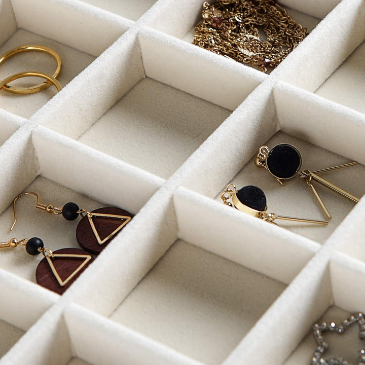 Frebeauty Samt Schmucktablett 24 Gitter Schmuck Organizer mit durchsichtigem Deckel Ohrring Organize