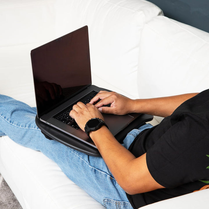 Mind Reader Tragbarer Laptop-Schreibtisch mit Griff, integriertes Kissen für Komfort, Schwarz, 12.5