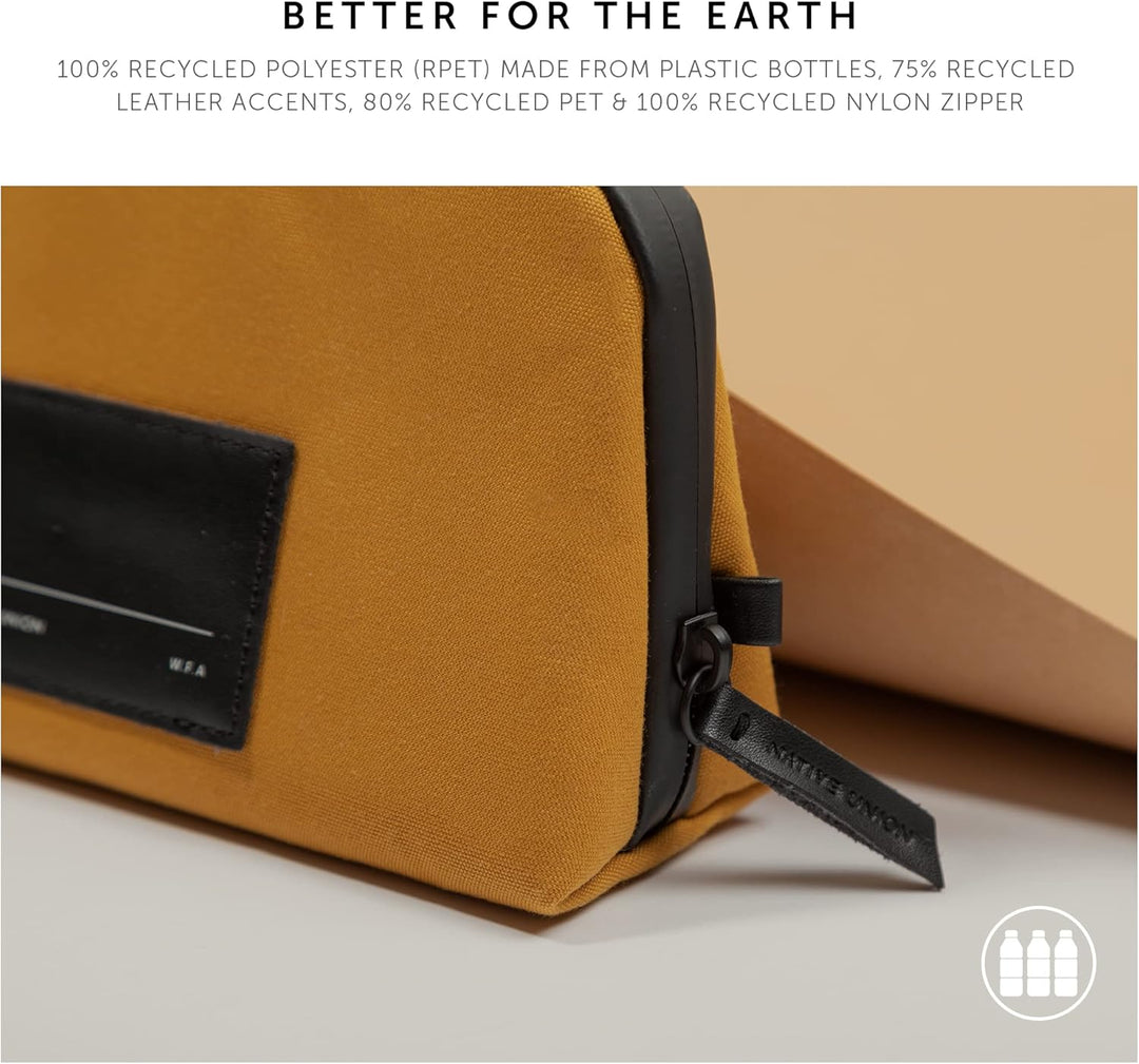 Native Union W.F.A Tech Organisator - Minimalistische Reisetasche aus recycelten Materialien für die
