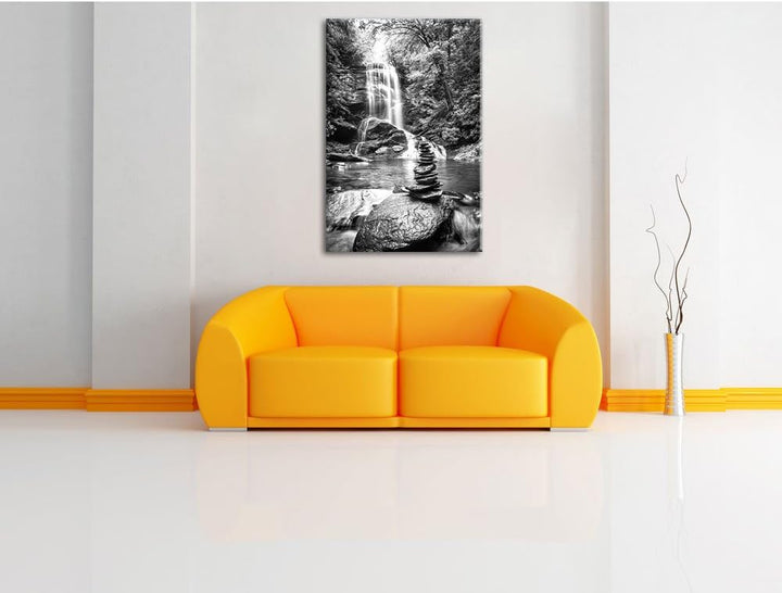 Pixxprint Zen Steine vor Wasserfall Kunst B&W, Format: 100x70 auf Leinwand, 100x70