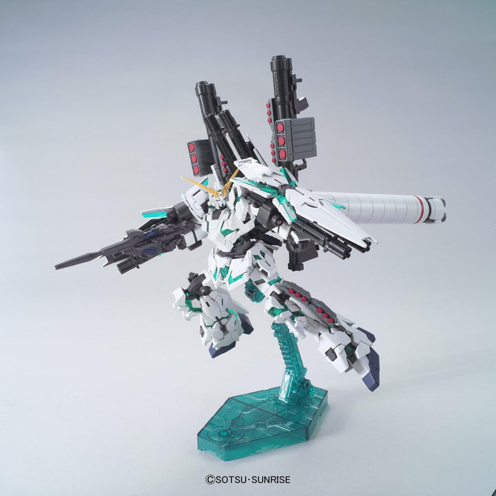 Bandai Hobby HGUC # 178 Volle Rüstung Unicorn Gundam Model Kit (1/144 Scale)