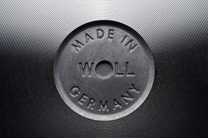 Titanium Nowo Gusspfanne, viereckig, 24 x 24 cm, 6,5 cm hoch, mit abnehmbarem Stiel 24x24 cm, 6.5 cm