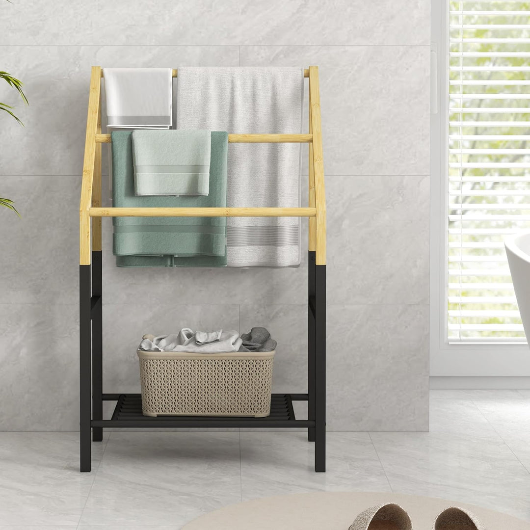 HOMCOM Handtuchhalter, Freistehend Handtuchständer mit Ablage, 3 Handtuchstangen, Badetuchhalter für