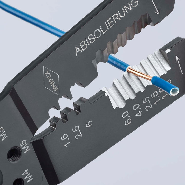 KNIPEX Crimpzange, 0,5-6,0 mm², für Kabelschuhe und Flachsteckverbinder, mit Abisolier- und Scheidfu