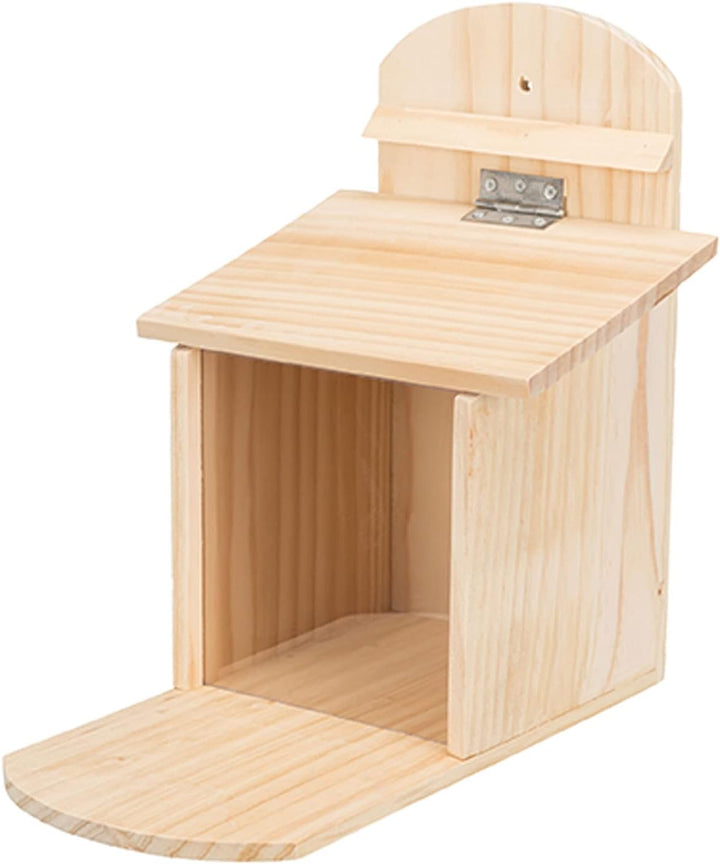TRIXIE Feeding Station for Squirrels 20 × 30 × 30 cm