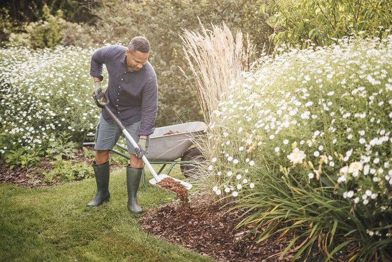 Fiskars Teleskop-Schaufel zum Anheben und Bewegen von Schüttgut und Schnee, Länge: 121 - 140 cm, Ver