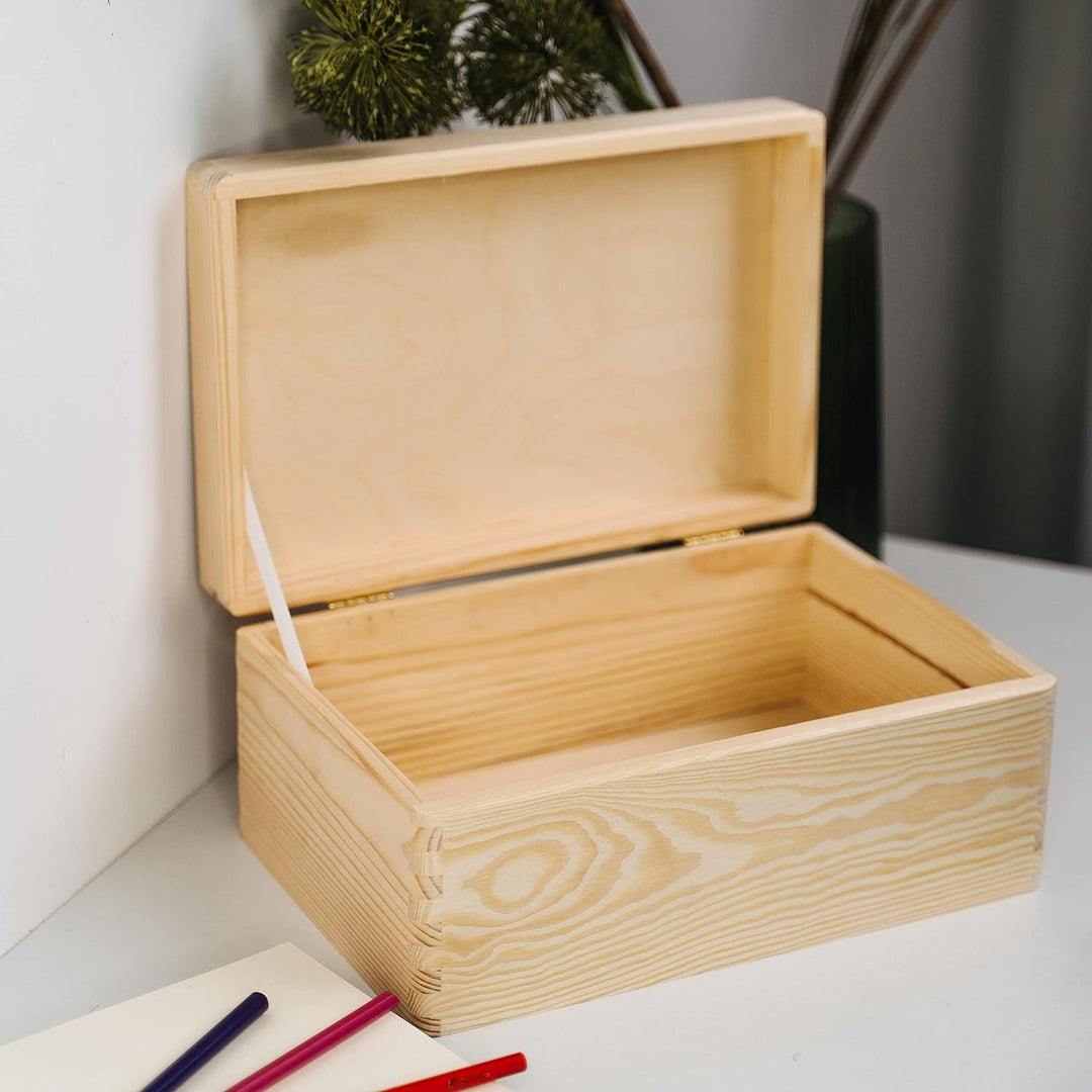 LAUBLUST Holzkiste mit Gravur - Personalisiert mit Datum | Name | WIDMUNG - Naturbelassen, Grösse M