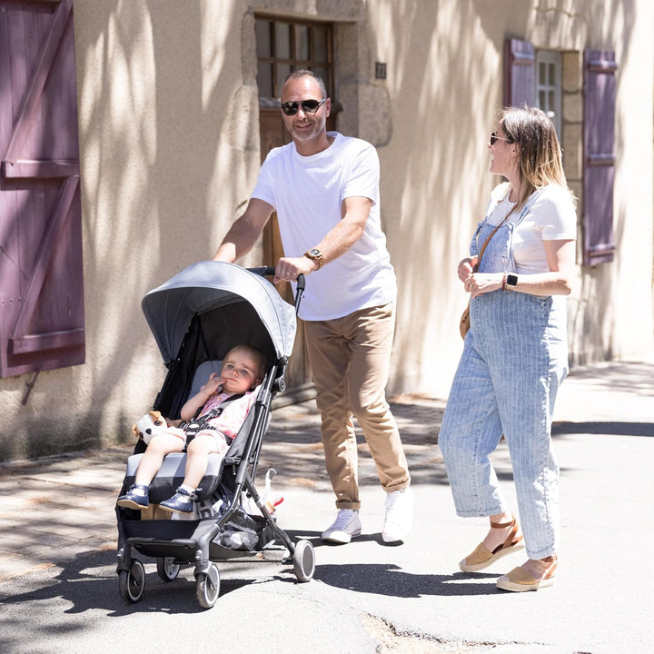Bebeconfort Soko Superkompakter Kinderwagen, Bequem, Leichtgewicht, Einfaches und Kompaktes Falten,