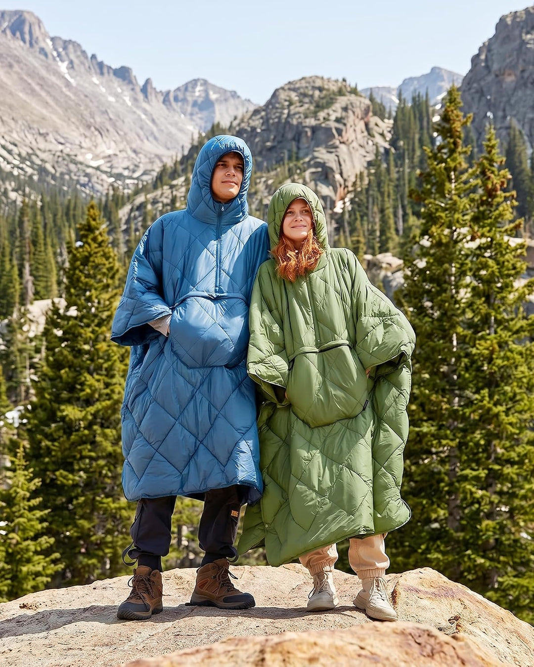 ATEPA Camping Poncho Decke & Tragbarer Schlafsack – Ultraleichte Warme Outdoor Decke Aus Recycelten