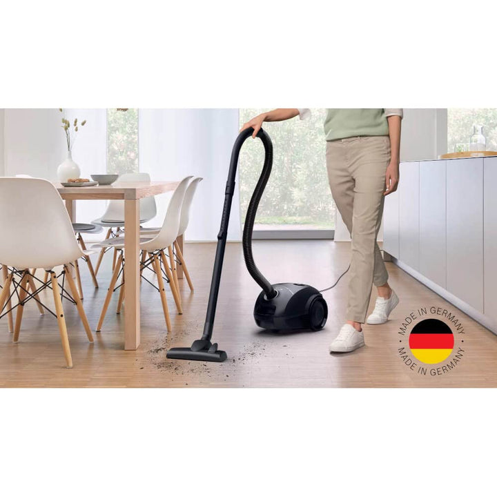 Bosch BGLS2BA1 Series 2 Staubsauger mit Beutel, 3.5 L, 600 W, 80 dB, 8 Meter Kabel, Schwarz