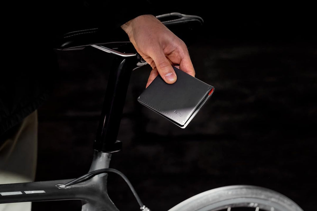 Bellroy Slim Sleeve – kleine, dünne Lederbörse (max. 12 Karten Plus Scheine) Everglade, Everglade