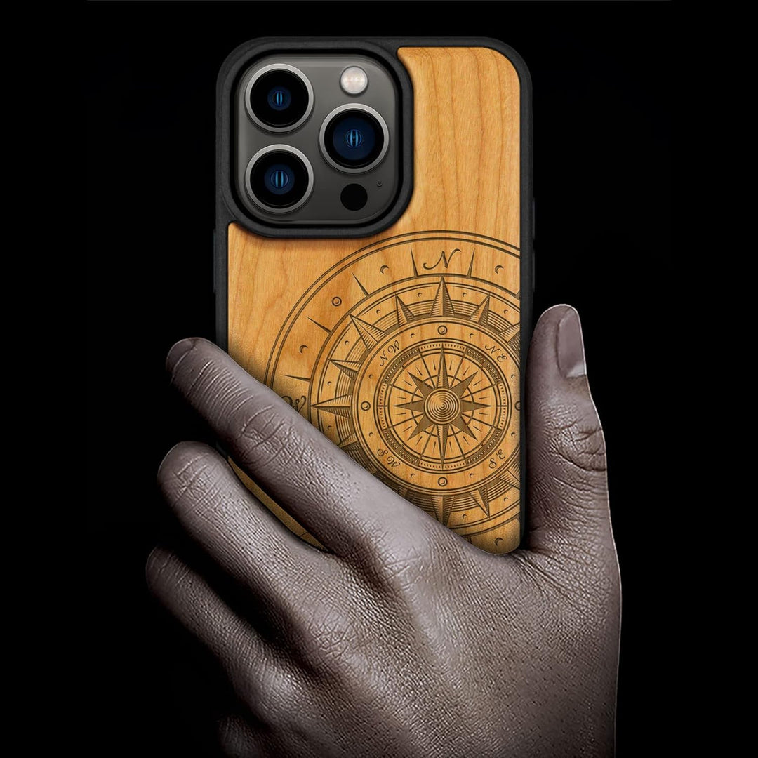 Carveit Handyhülle für iPhone 14 Pro Holz Cover kompatibel mit MagSafe Massivholz für Apple 14Pro St