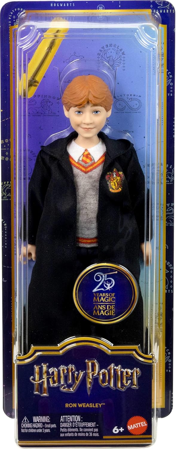 Mattel Harry Potter-Spielzeug, Ron Weasley-Modepuppe im typischen abnehmbaren Hogwarts-Gewand mit Za