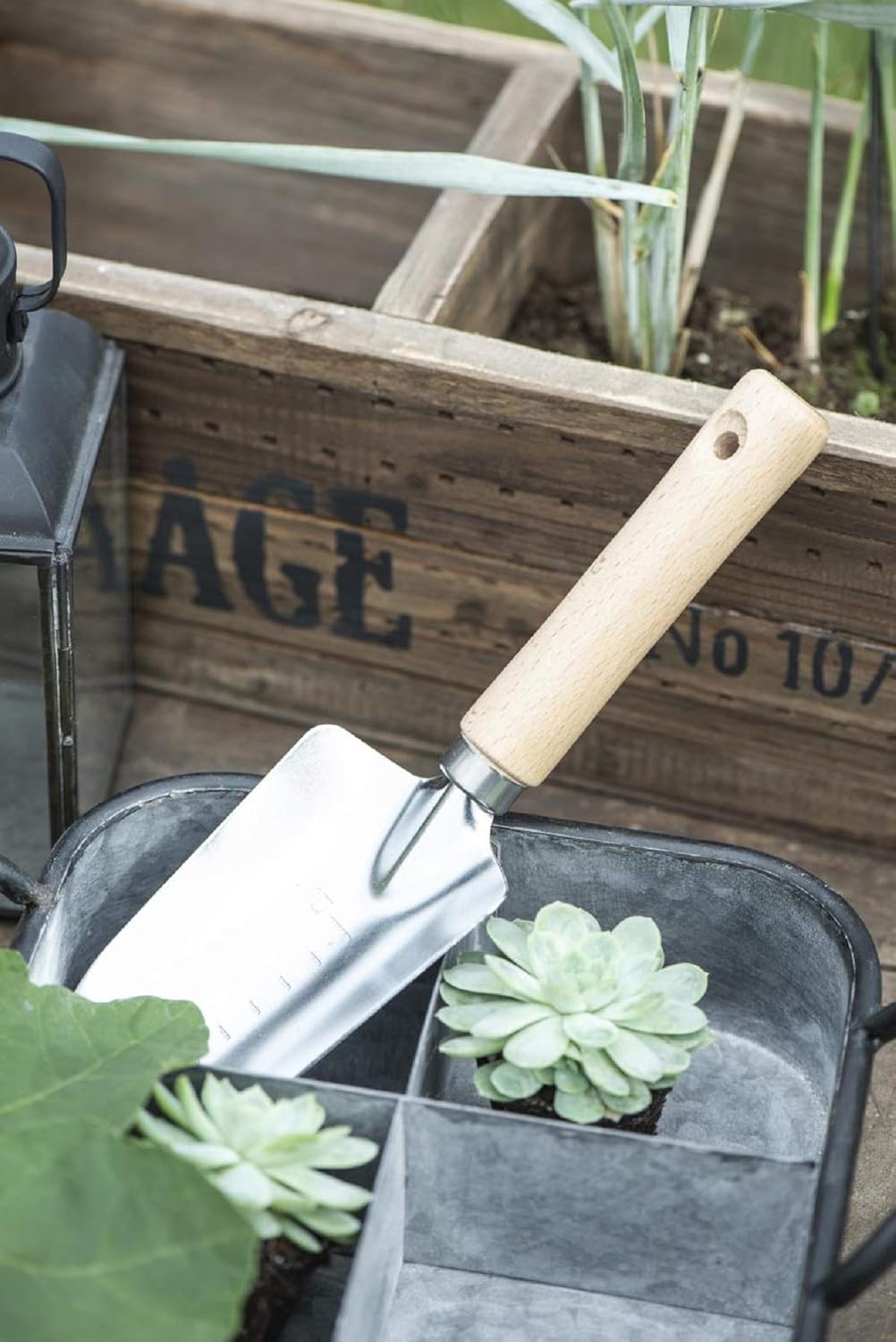 IB Laursen Tablett quadratisch 4 Fächer grau Metall Zink Garten Blumen Urban