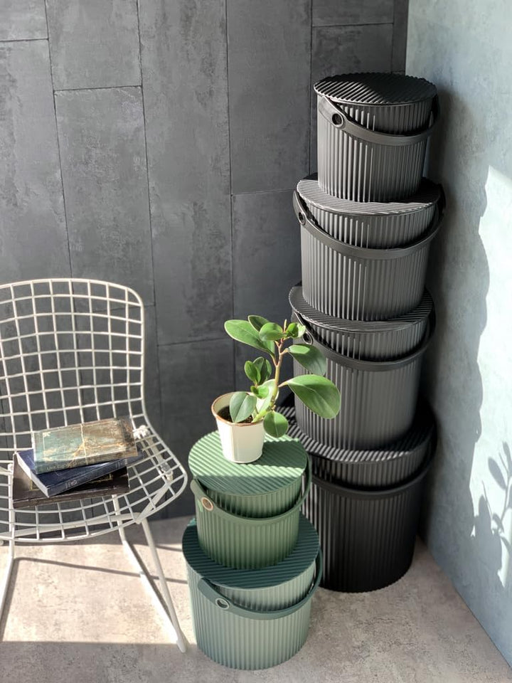 Hachiman Omnioutil Mittel 10 L Eimer mit Deckel Schwarz, Schwarz