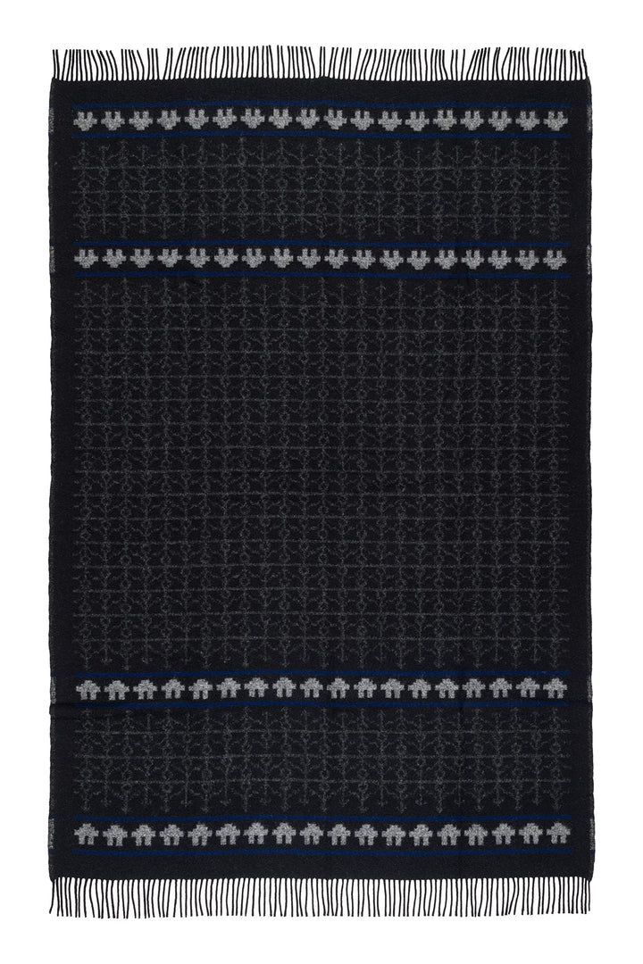 ÖJBRO VANTFABRIK "Ekshärad Natt gewebte Wolldecke mit Fransen 130x220 cm schwarz/grau/blau 100% Meri