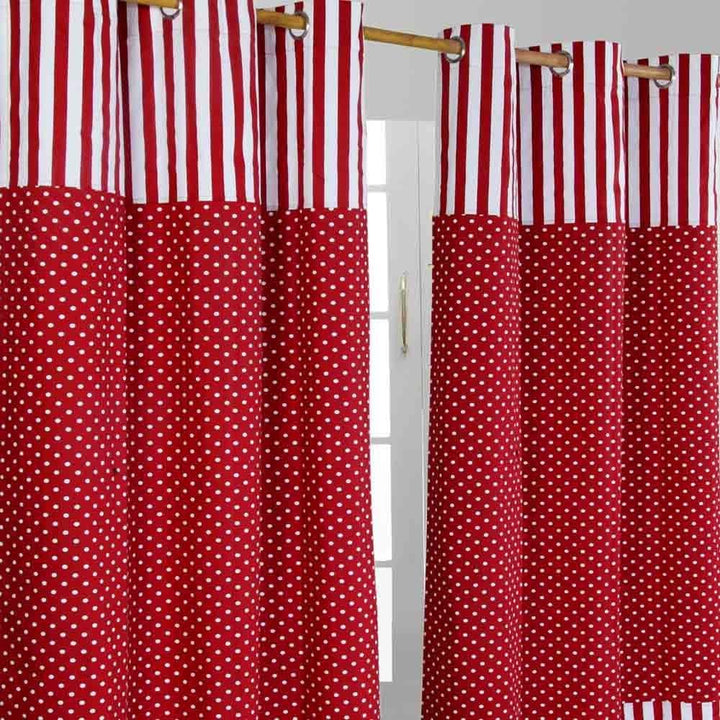 Homescapes Kindervorhang Mädchen Kinderzimmer Ösenvorhang Dekoschal Polka Dots 2er Set rot weiss 137