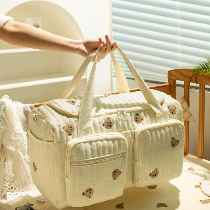 Gesteppte Wickeltasche, Teddybär-Muster, niedliche Reisetasche, tragbar und leicht, für Krankenhaus-