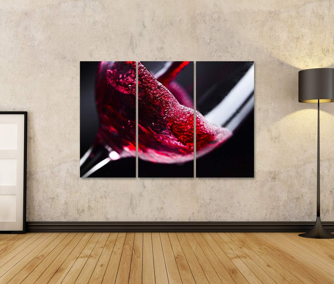 islandburner Bild auf Leinwand Rotwein Im Weinglas Auf Schwarzem Hintergrund Für Küche Bilder Wandbi