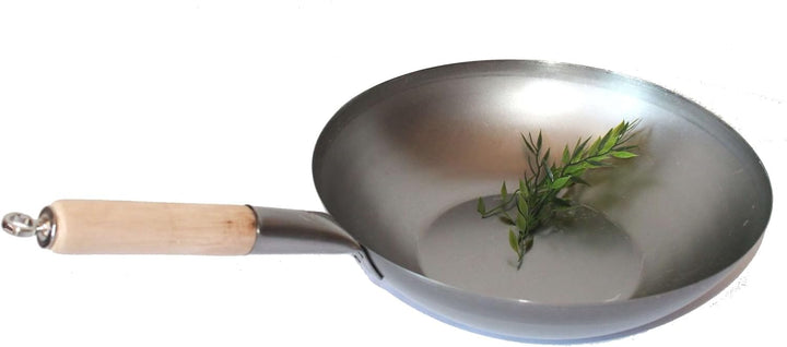Wok Pfanne Flacher Boden Ø 34 cm, für Gas, Induktion, Ceran und Elektro, mit Holzgriff auch zum Aufh