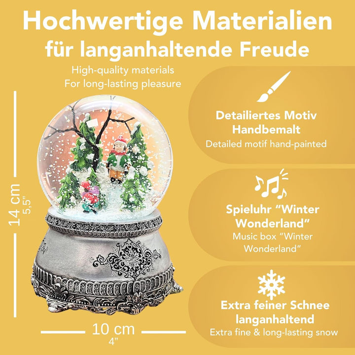 Schneekugel Skifahrer mit Musik | Schifahrer im Winterwald | Sockel Zinnoptik | 100mm breit, 140mm h
