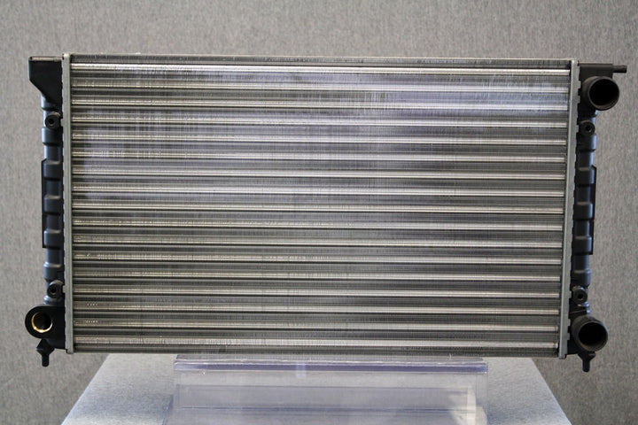 Valeo Kühler Motorkühlung 883727