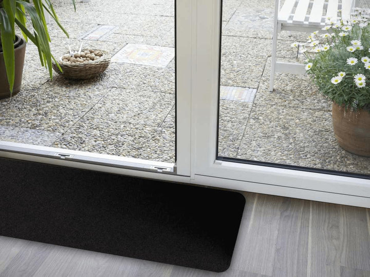 Salonloewe Fussmatte waschbar Schuhparkplatz Schwarz 30 x 100 cm Sauberlaufmatte schmal unifarben Sc