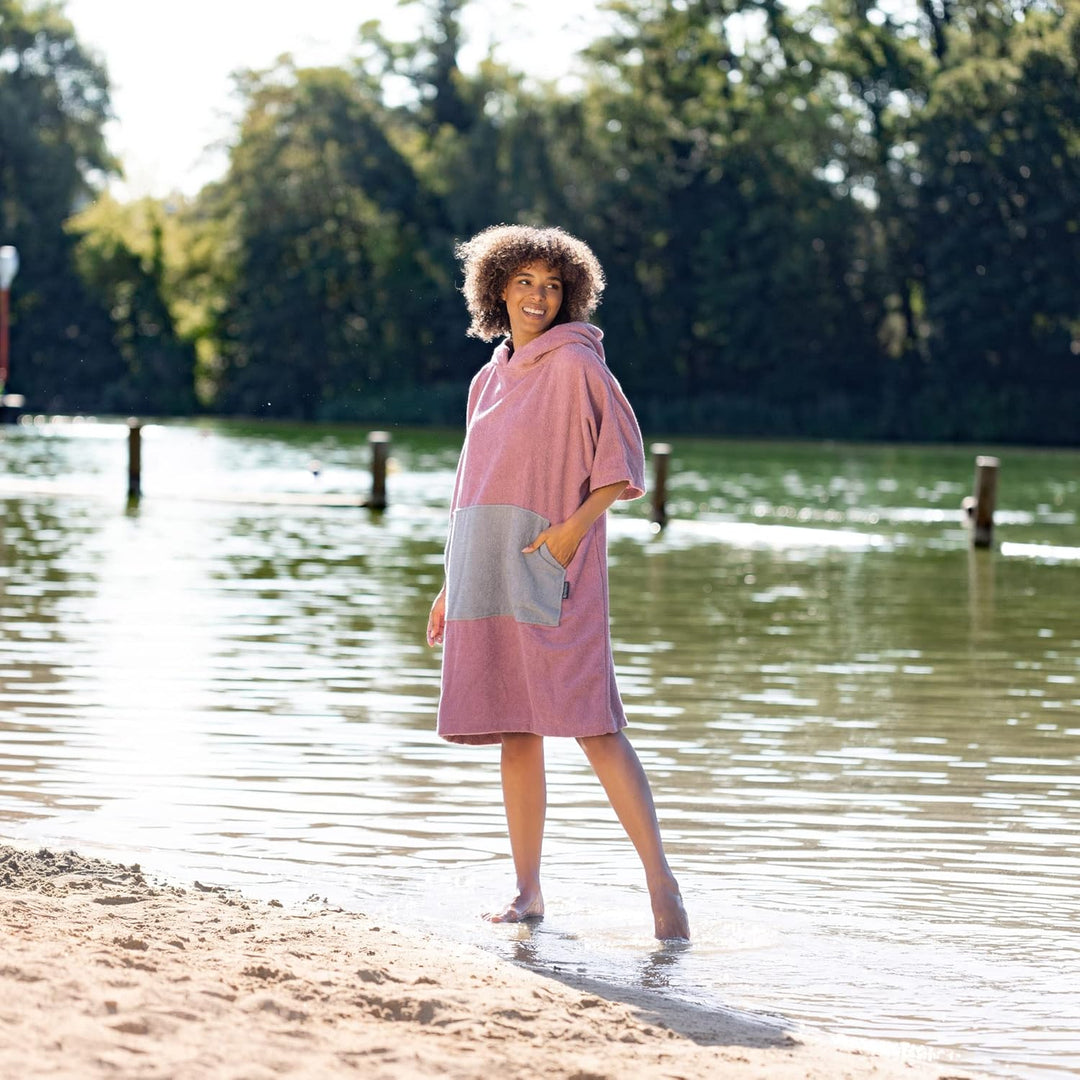 HOMELEVEL Badeponcho Damen und Herren - Surf Poncho aus 100% Baumwolle - Tuch für Erwachsene - Unise