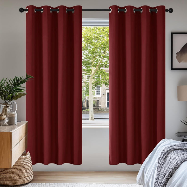 Deconovo Verdunkelungsvorhang Gardine Wohnzimmer Thermogardine Kälteschutz Ösen, 138x117 cm(HöhexBre
