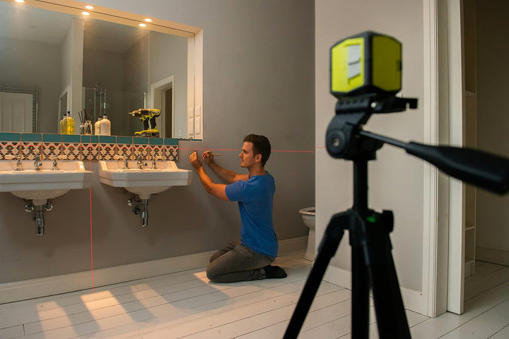 RYOBI batteriebetriebener Kreuzlinienlaser RBCLLR1 (15m, Selbstnivellierung 3°, Laserwellenlänge 520
