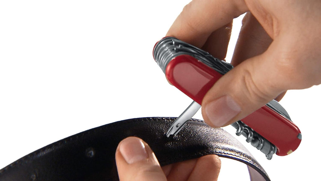Victorinox Taschenmesser Evolution 18 (15 Funktionen, Ergonomisch, Klinge, Nagelfeile) Rot, Rot